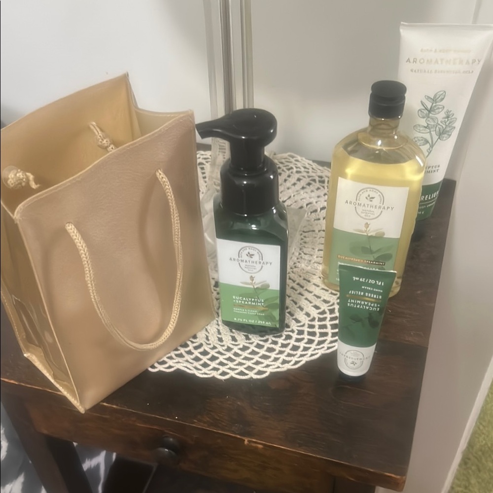 Therapy Green and Gold Bath & Body Collection